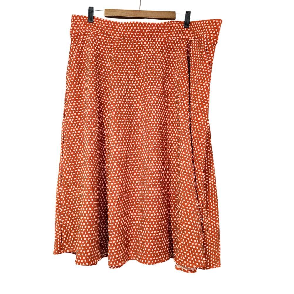 Torrid Midi Studio Refined Crepe Skirt Cinnamon Size 2X NWT - Picture 5 of 10